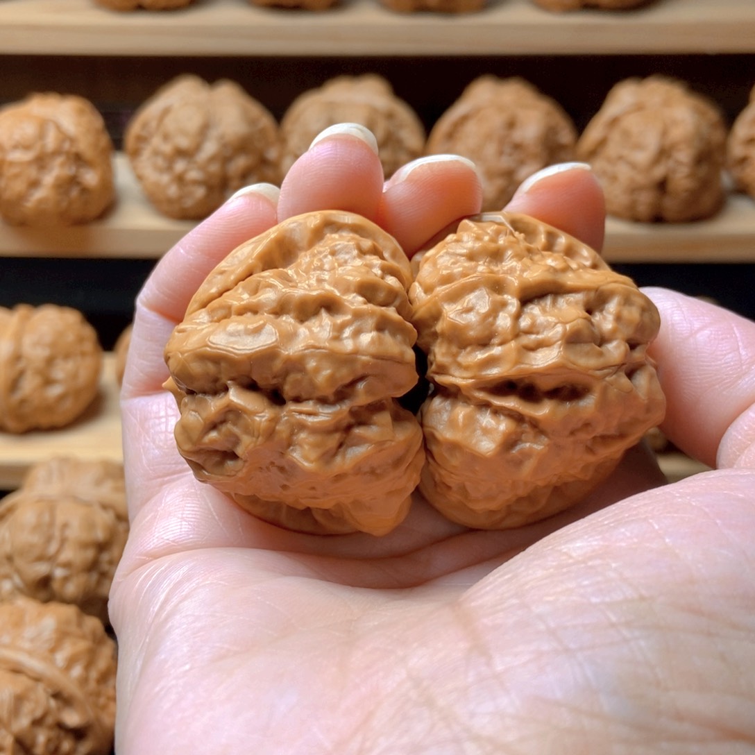 文玩核桃吊坠李*灿蛤蟆头