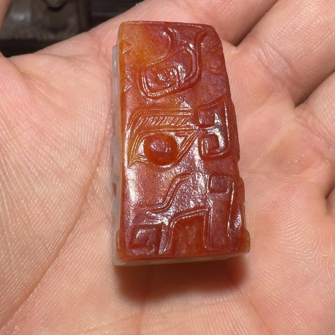 二***可和田玉（糖玉）未镶嵌挂件