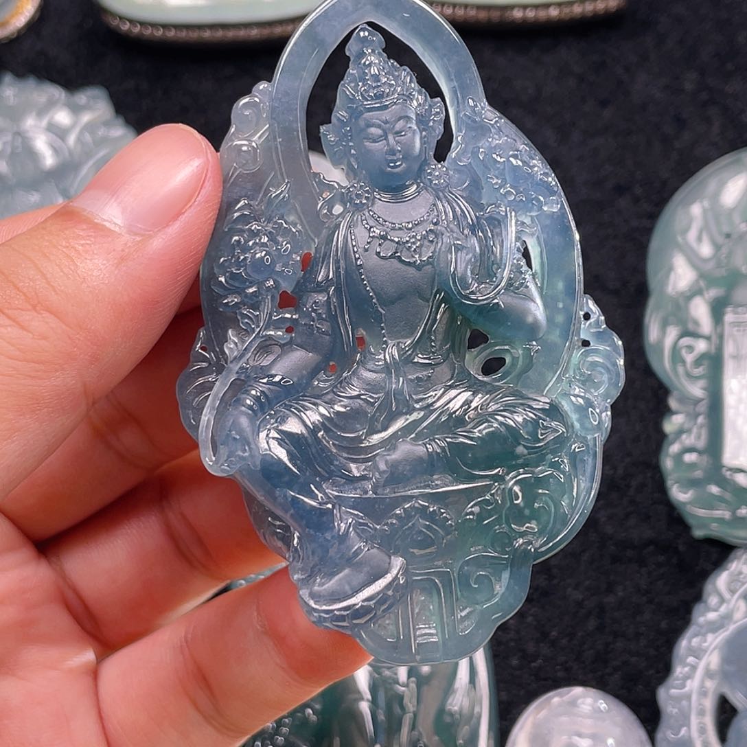 颈饰未镶嵌翡翠6，