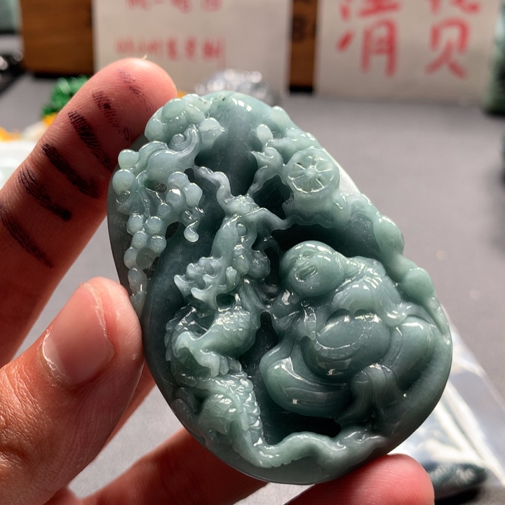 翡翠未镶嵌颈饰保真天然a货翡翠