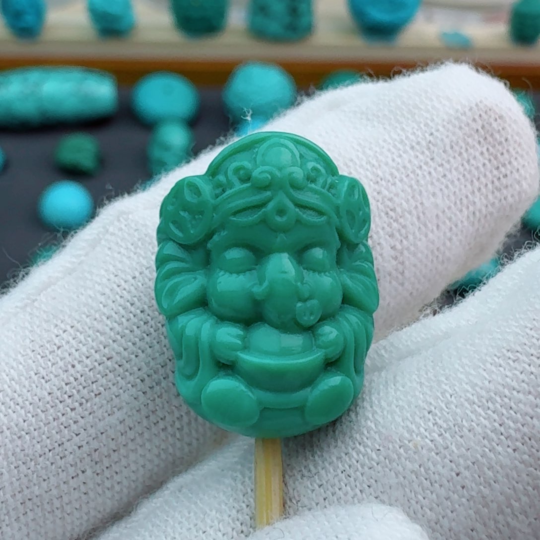 绿松石象宝未镶嵌