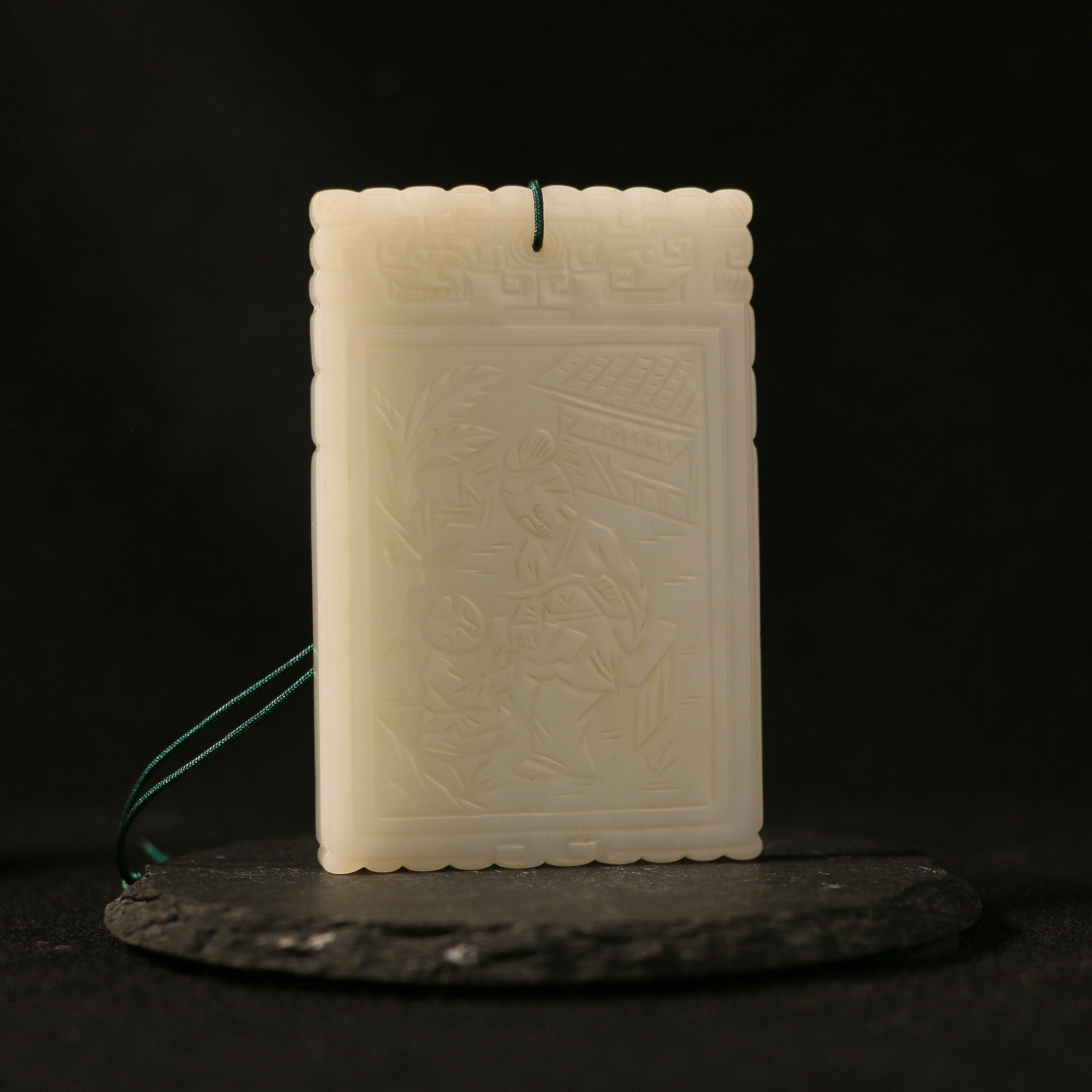 17f72清白玉浮雕高中三元牌