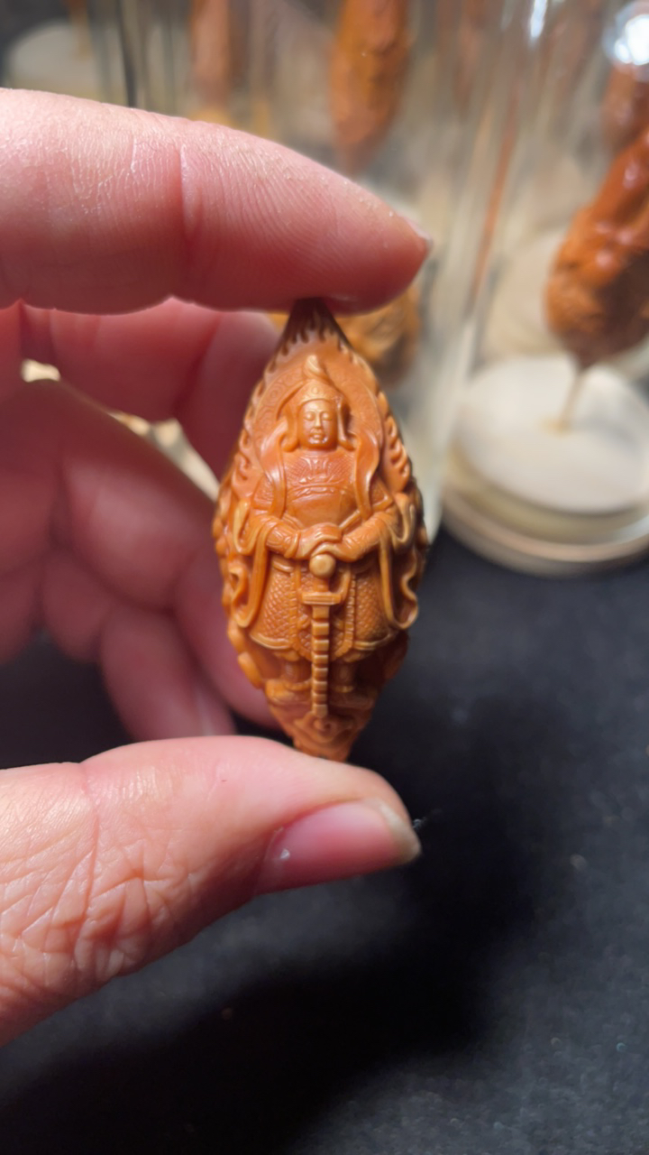 橄榄核四大天王拜韦陀