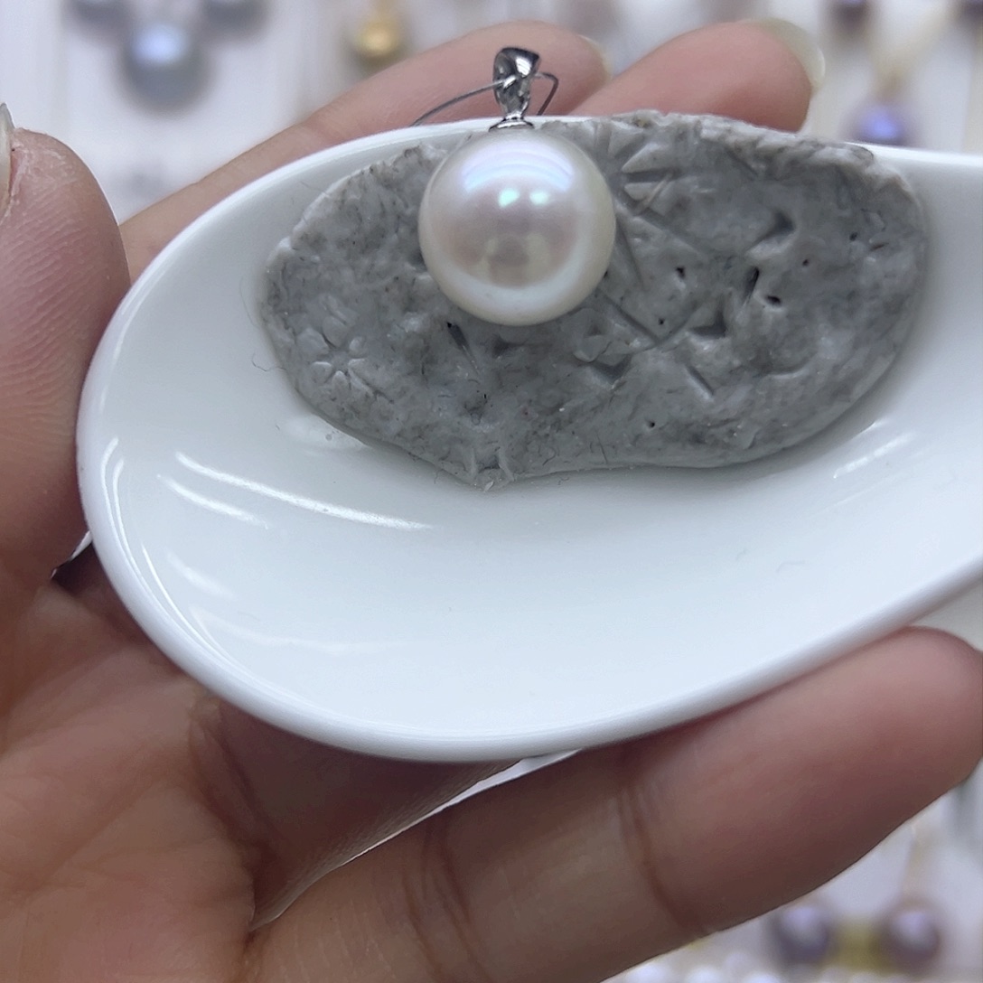 淡水珍珠颈饰未镶嵌1