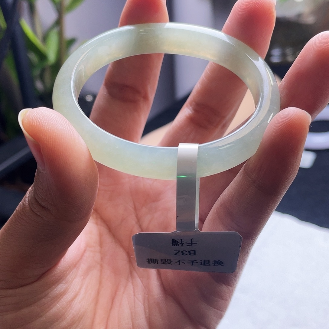 翡翠未镶嵌手镯53贵妃14