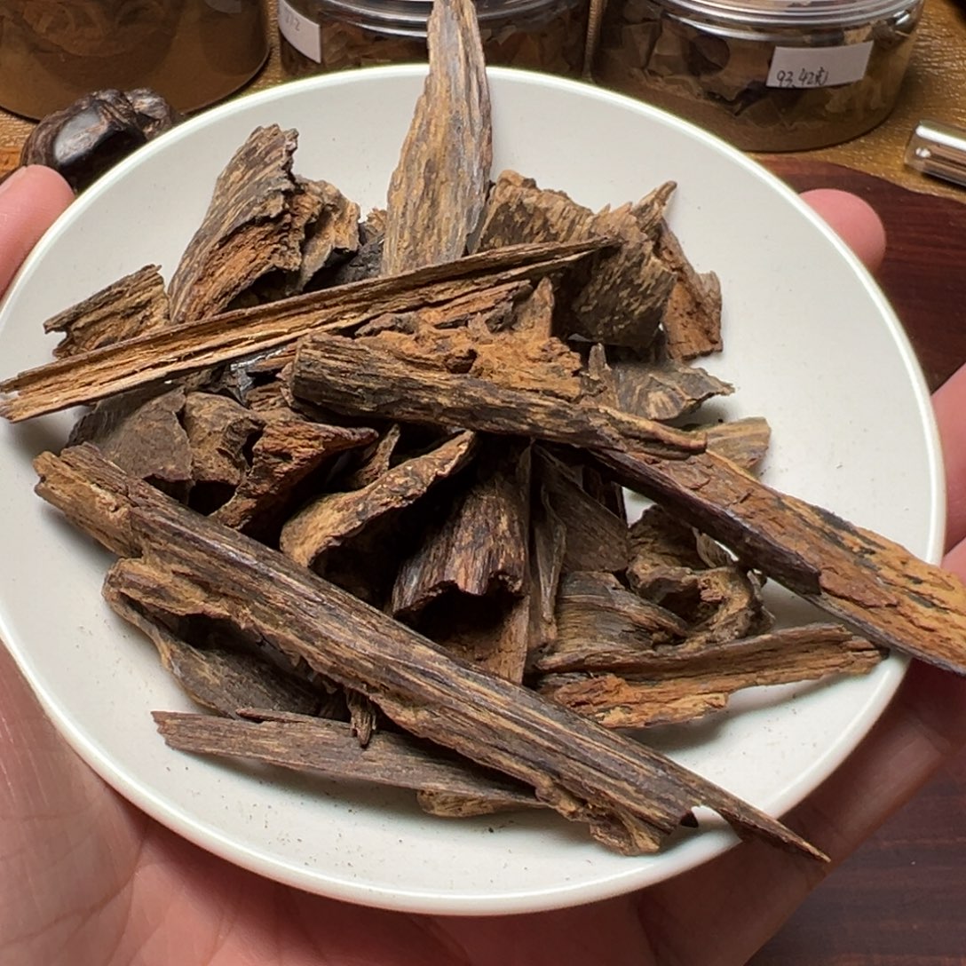 沉香沉香碎屑惠安沉水小料5克随机形状