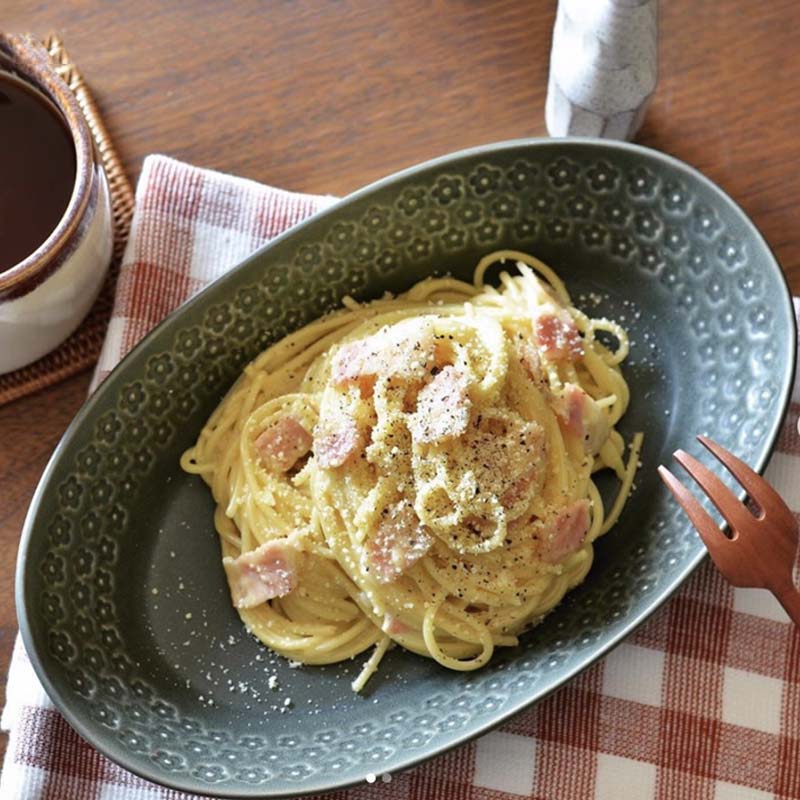 【厨房焕新】日本原装进口印花型绿色哑光山茶花圆盘一对