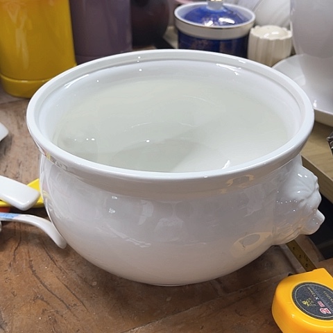 微瑕，不能明火，口径20高12无盖