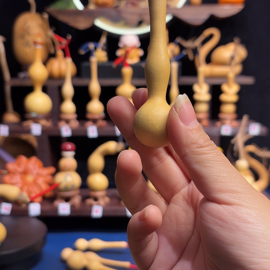 小***虎大叶紫檀（黑酸枝木类）