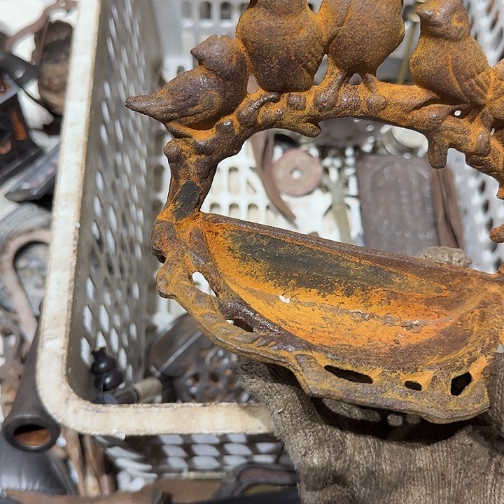 立***春一物一图，工艺品。