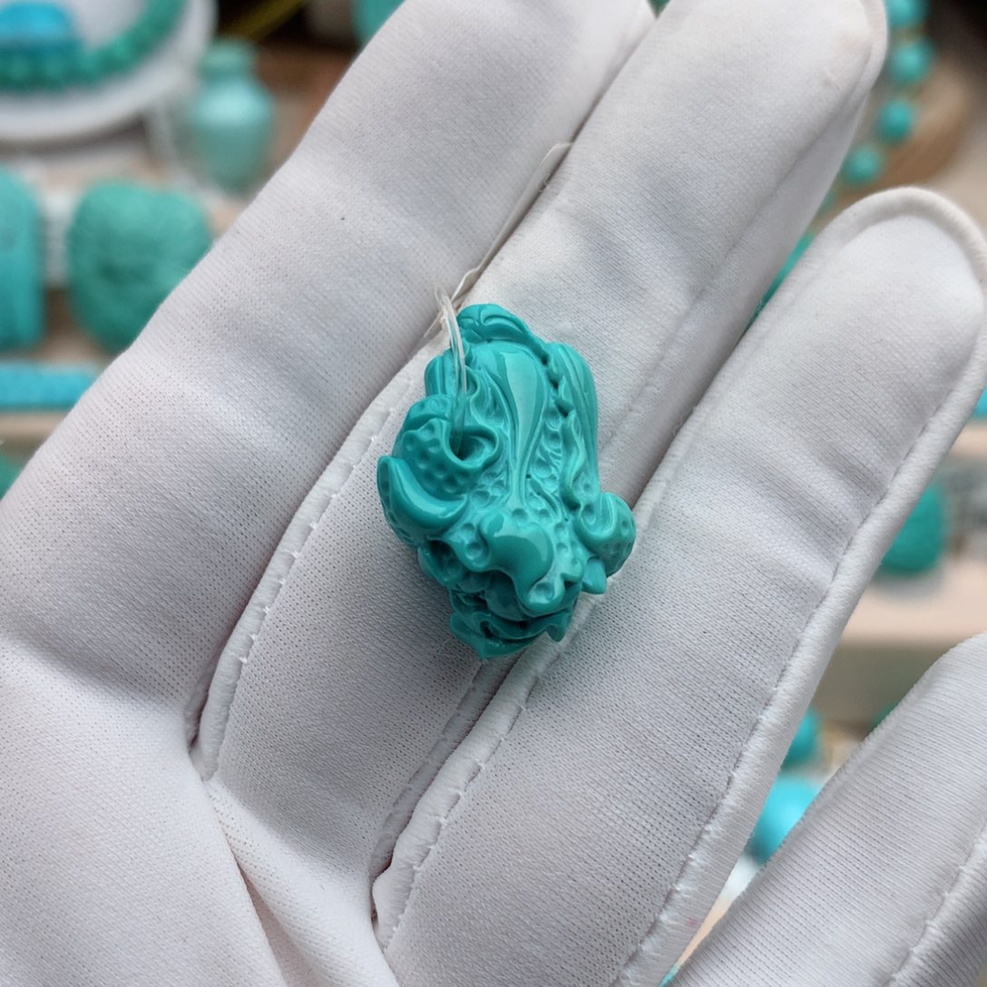 绿松石珠宝奇石未镶嵌3.6克