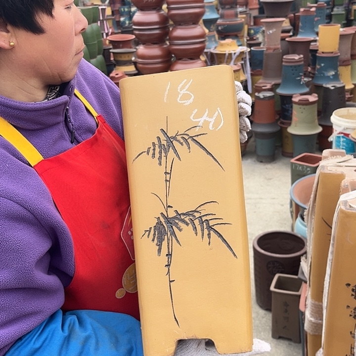 紫砂紫砂花盆和一