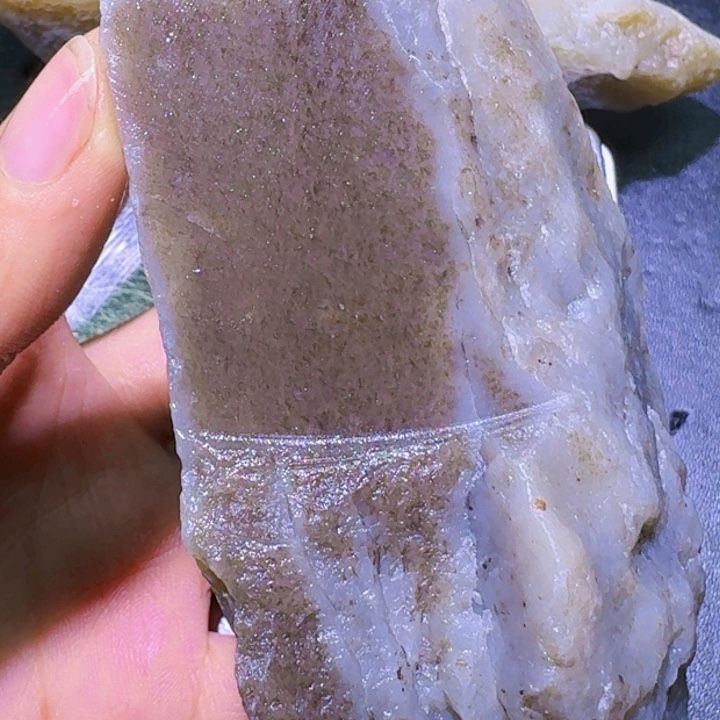 未镶嵌和田玉（糖玉）珠宝半成品