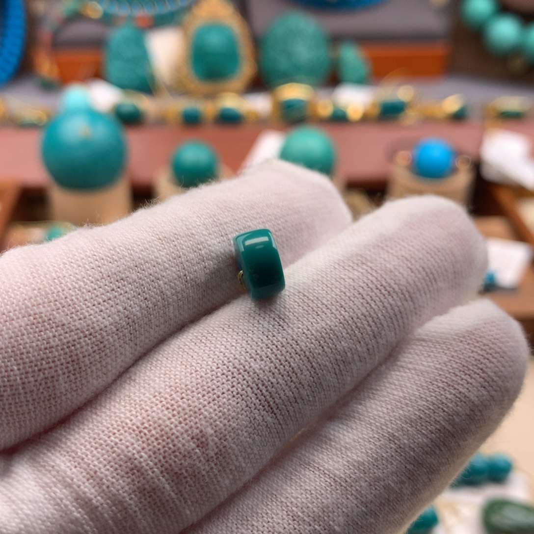 未镶嵌绿松石挂件