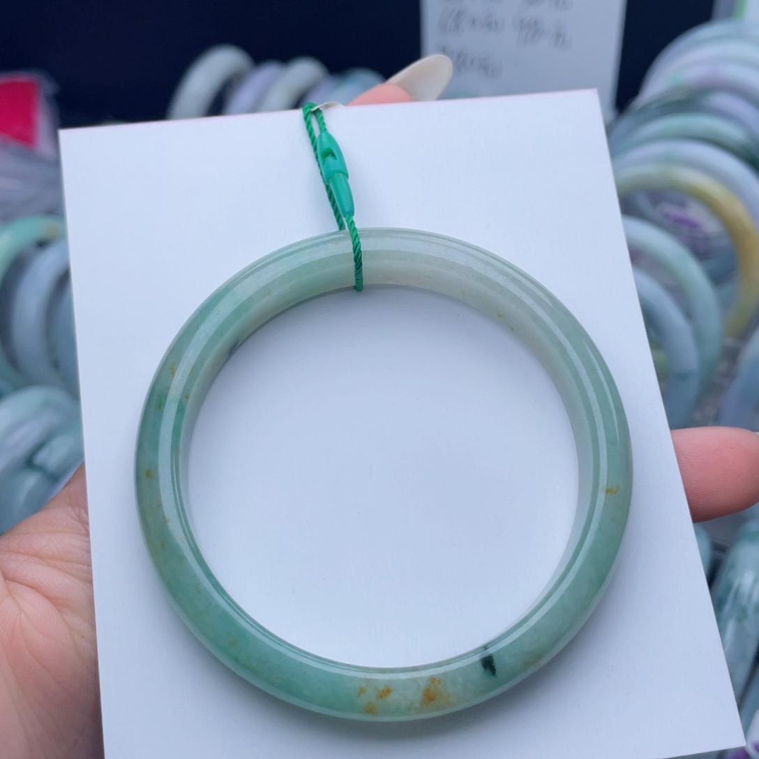 翡翠未镶嵌手镯58