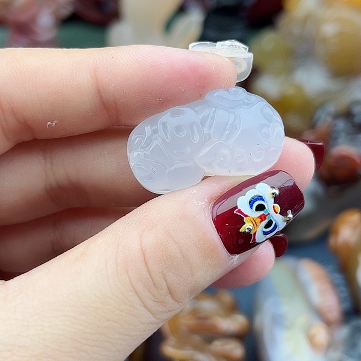 玛瑙手饰未镶嵌阿***。