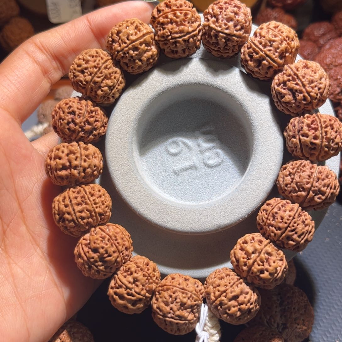 金刚菩提吊坠孤品20七瓣