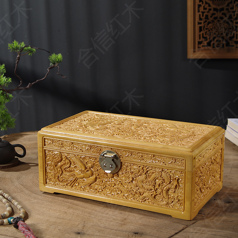 合信红木  金丝楠精雕龙凤收纳盒摆件