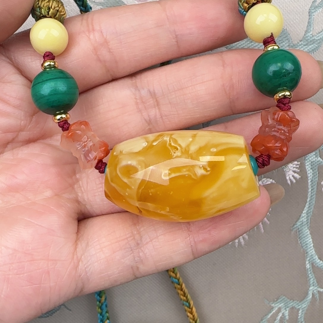 蜜蜡吊坠(赠链)未镶嵌