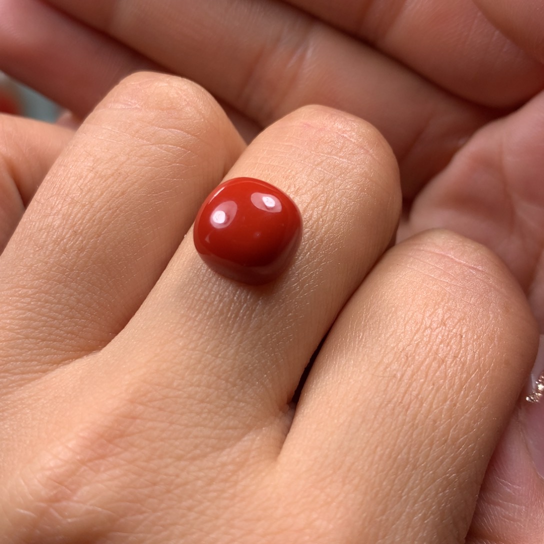 未镶嵌戒面南红玛瑙