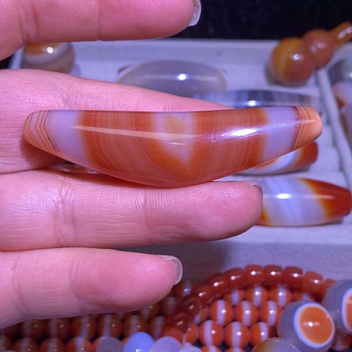 玛瑙/玉髓未镶嵌颈饰