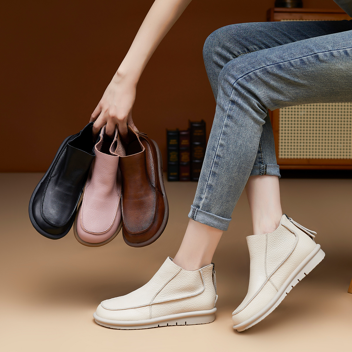 Oulisasi头层牛皮短靴2024秋冬软底软面中筒文艺后拉链平底时尚舒