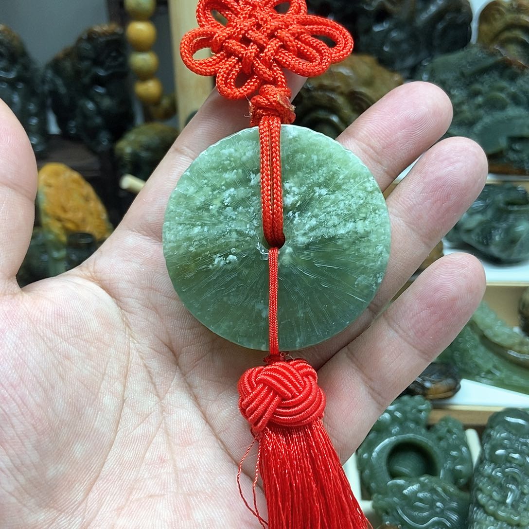 蛇纹石玉车挂未镶嵌