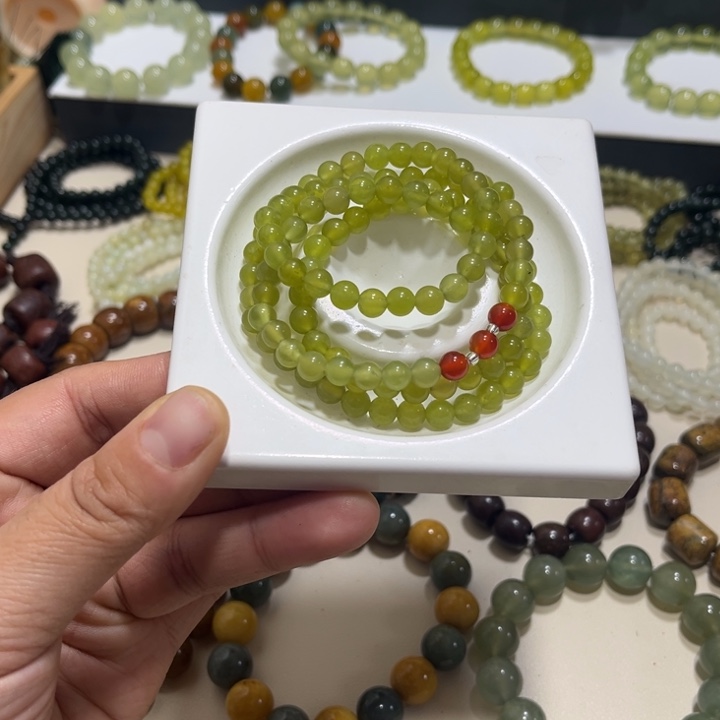 蛇纹石玉未镶嵌手链卡6