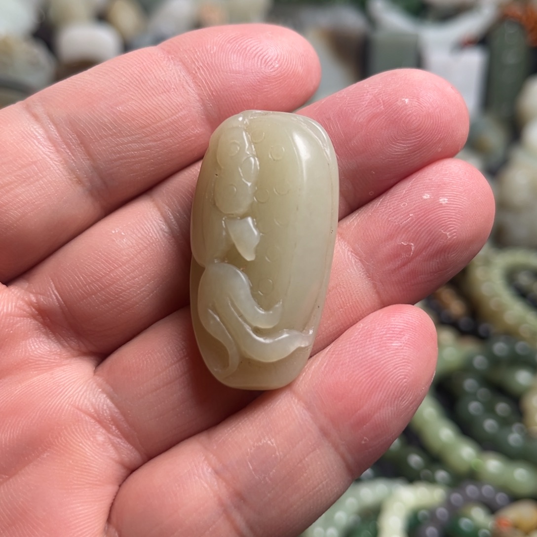 和田玉（青白玉）未镶嵌吊坠(不含链)