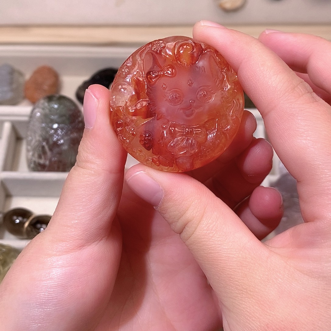 颈饰水晶未镶嵌红胶花