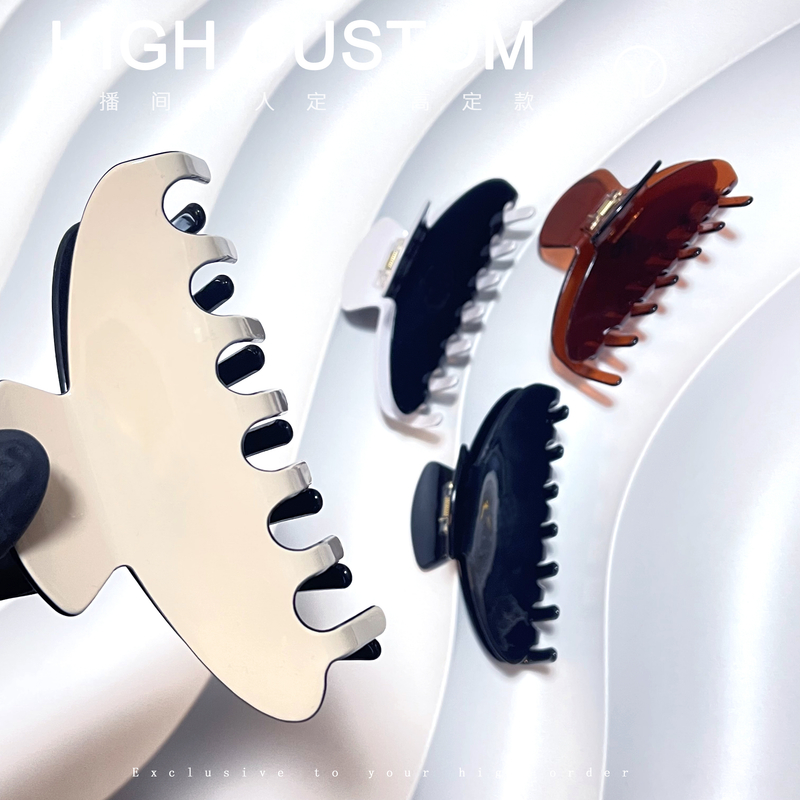 字母醋酸简约四色大号元宝夹