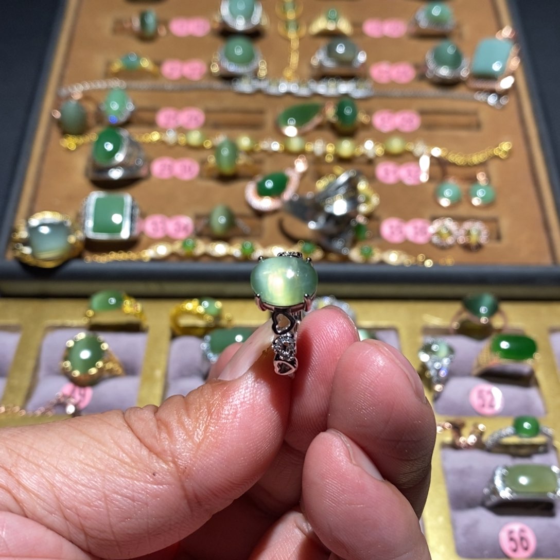 和田玉（碧玉）戒指未镶嵌