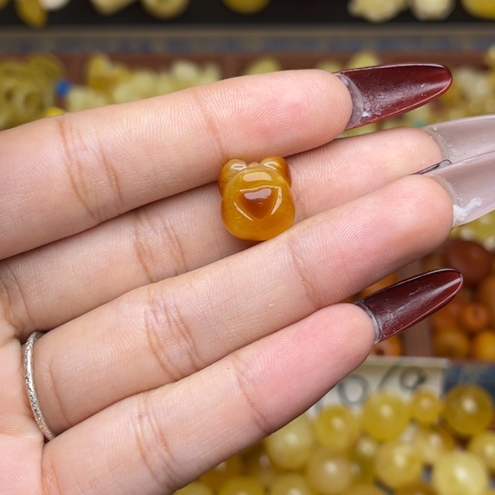 蜜蜡未镶嵌珠宝奇石蜜糖妖花俏色熊头