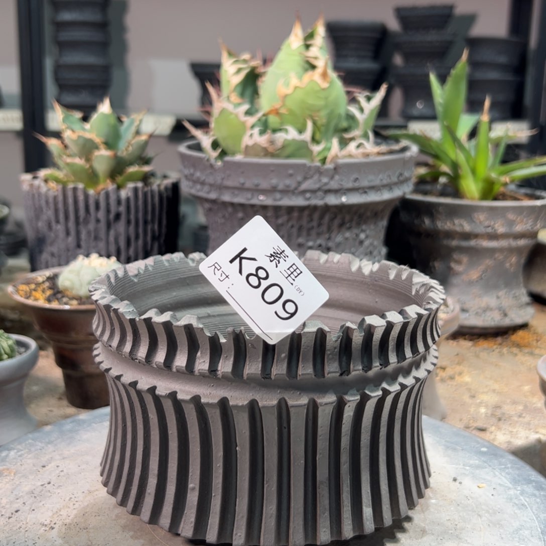 景德镇手工素里内口14.5高10瑕疵