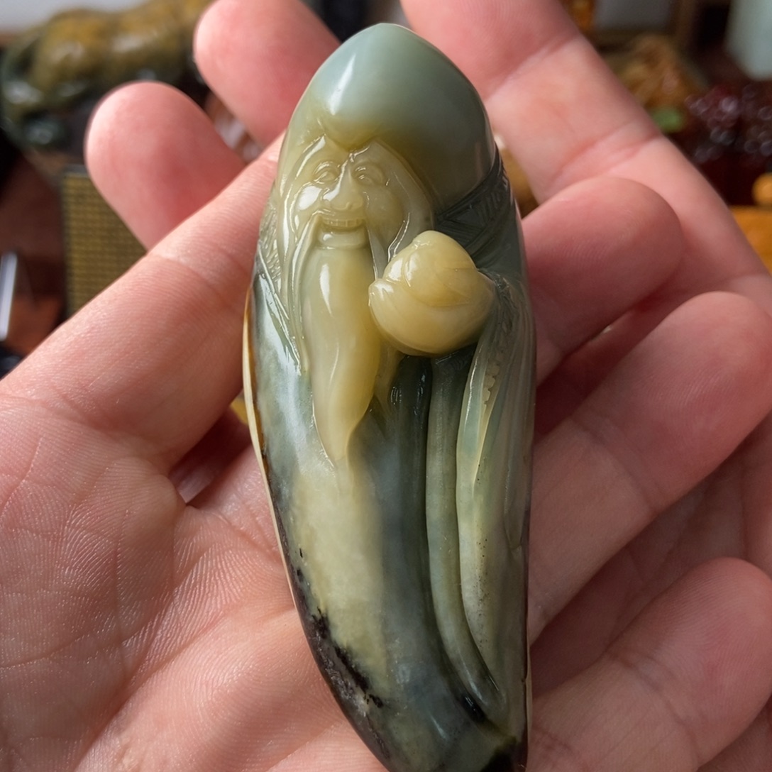 岫玉未镶嵌手把件