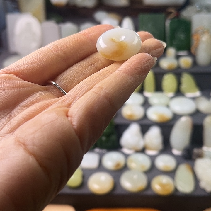 和田玉（糖玉）未镶嵌包链