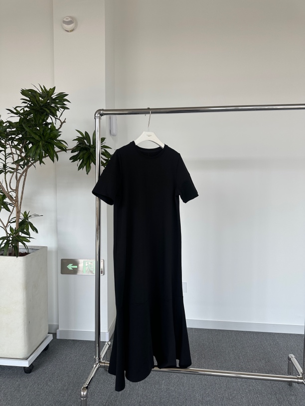 【NO退换】 | 瑞和正熙972130 优雅气质纯色百搭鱼尾连衣裙