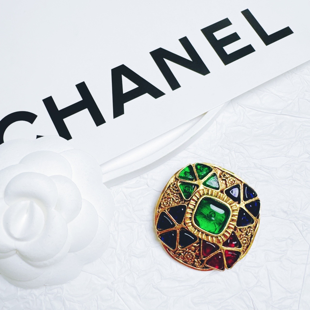 95新 Chanel/香奈儿 柚礼中古/香奈儿多色琉璃方形胸针lz412355