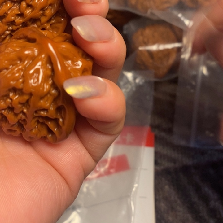 G***、把件文玩核桃        