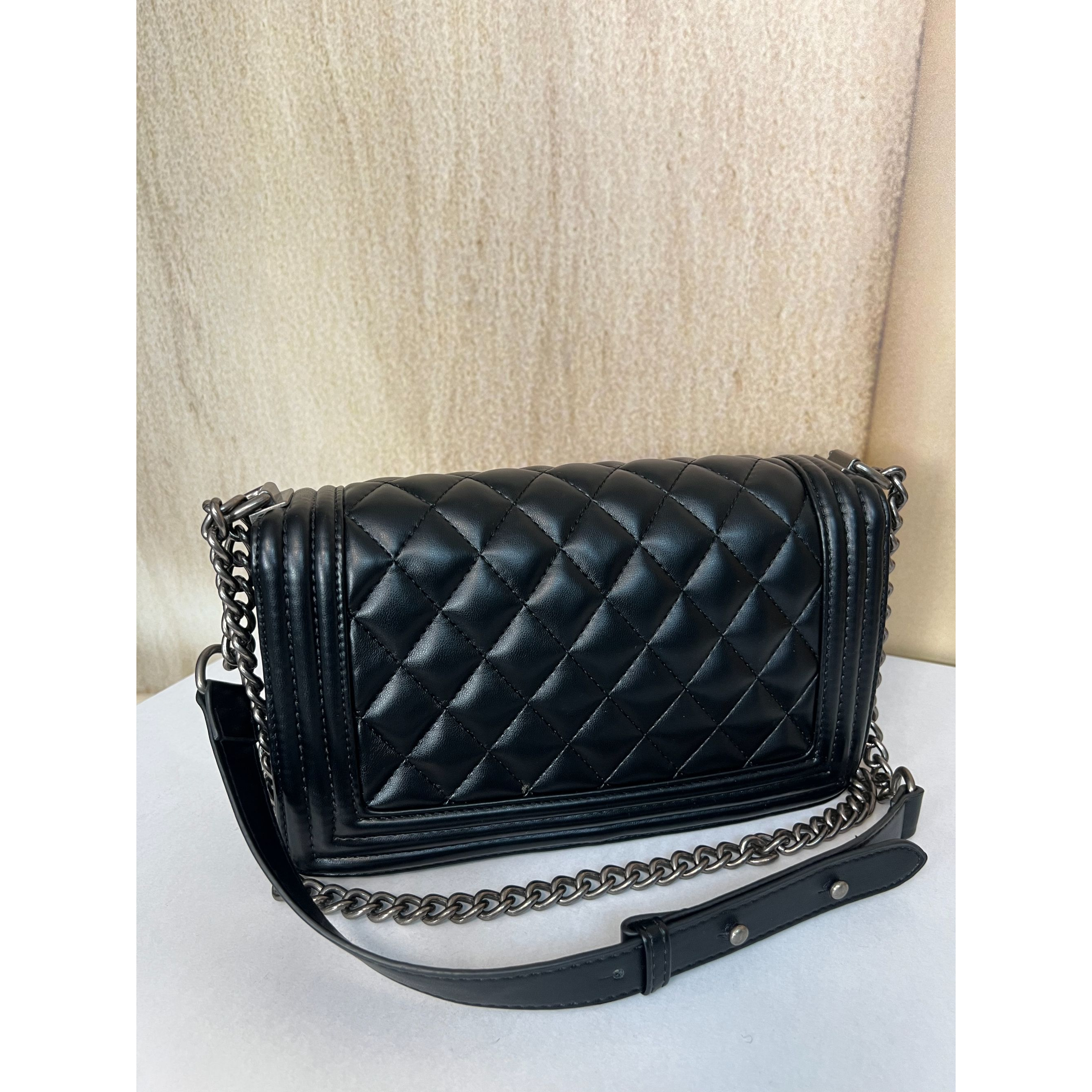 TOLEX2025新款时尚百搭辣手工女包黑色