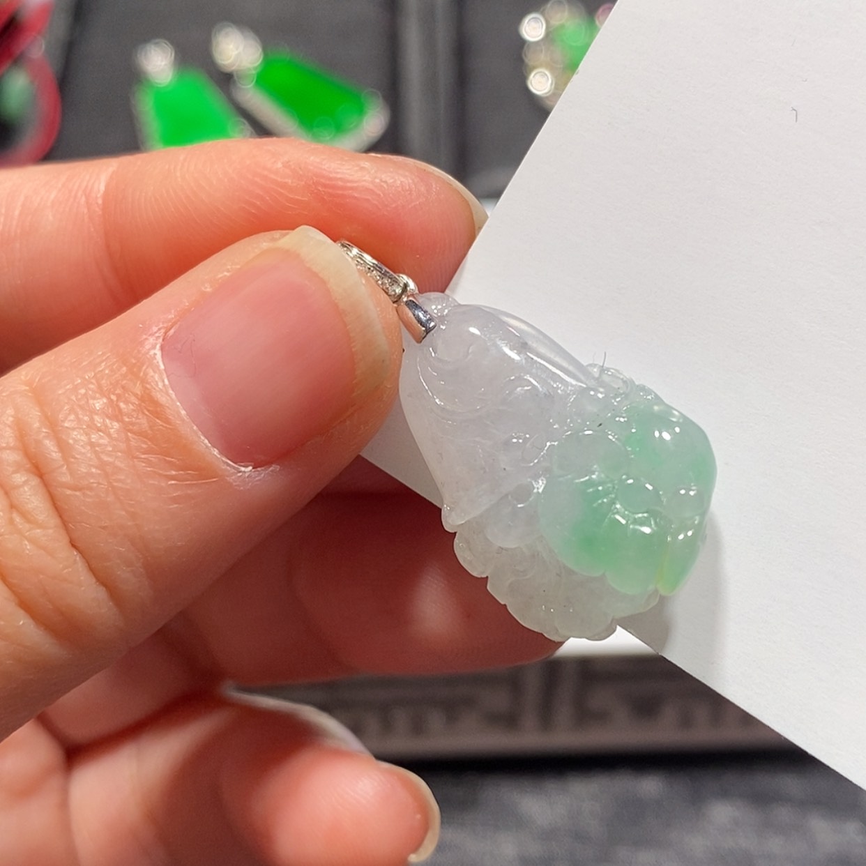 【闪购商品】翡翠颈饰18K金镶嵌吊坠