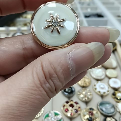 有***兰精品纽扣直播间专拍