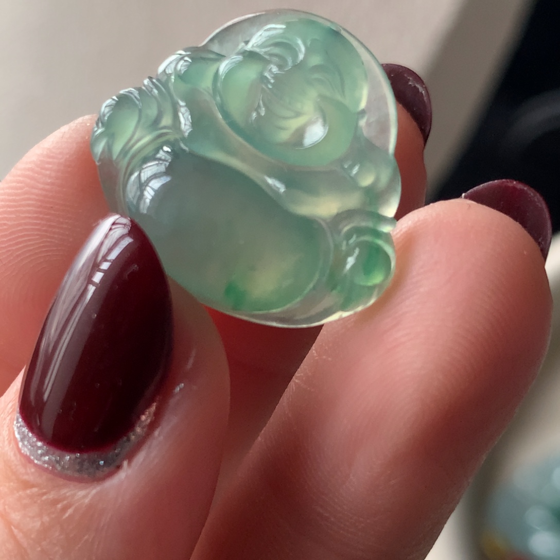 小***婷翡翠未镶嵌颈饰翡翠