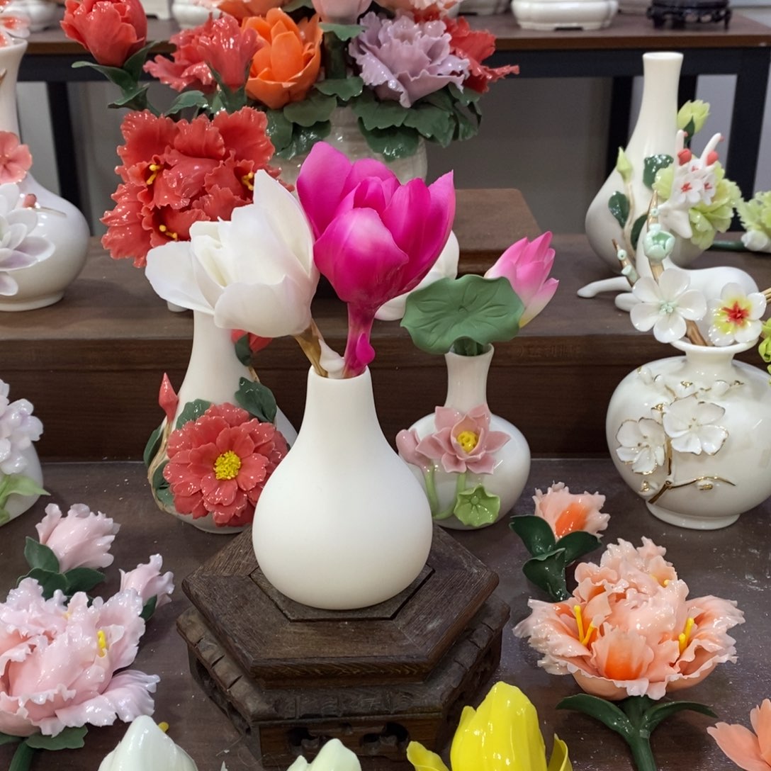摆件陶瓷手工花摆件