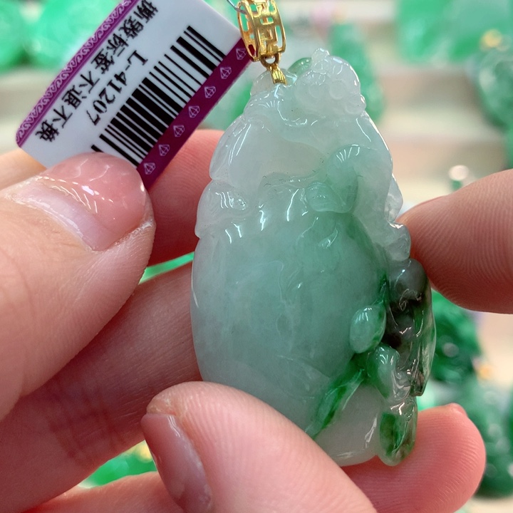 翡翠吊坠(不含链)18K金镶嵌