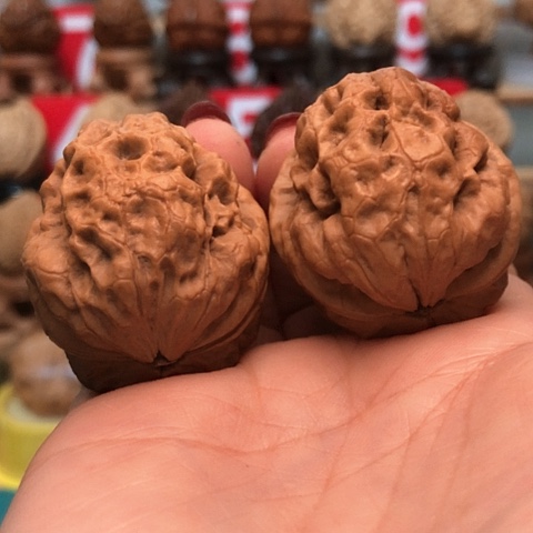 文玩核桃把件云南铁核桃