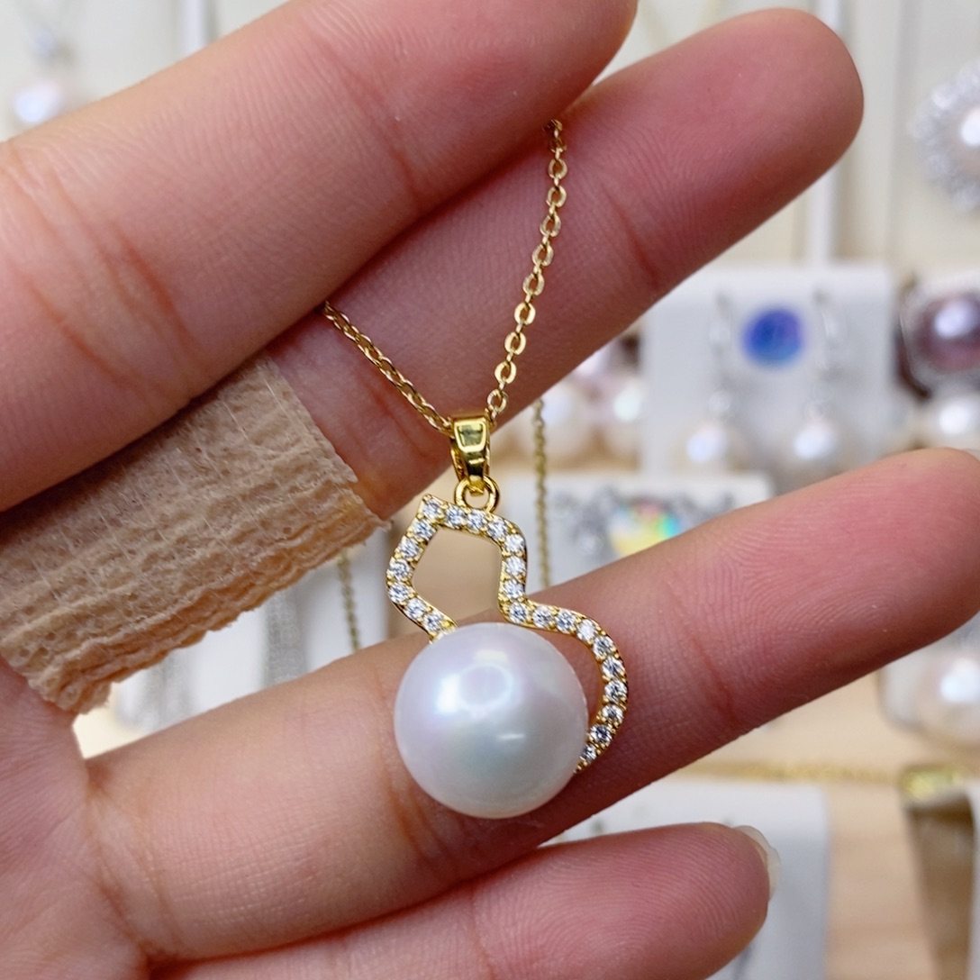 淡水珍珠吊坠(赠链)合金