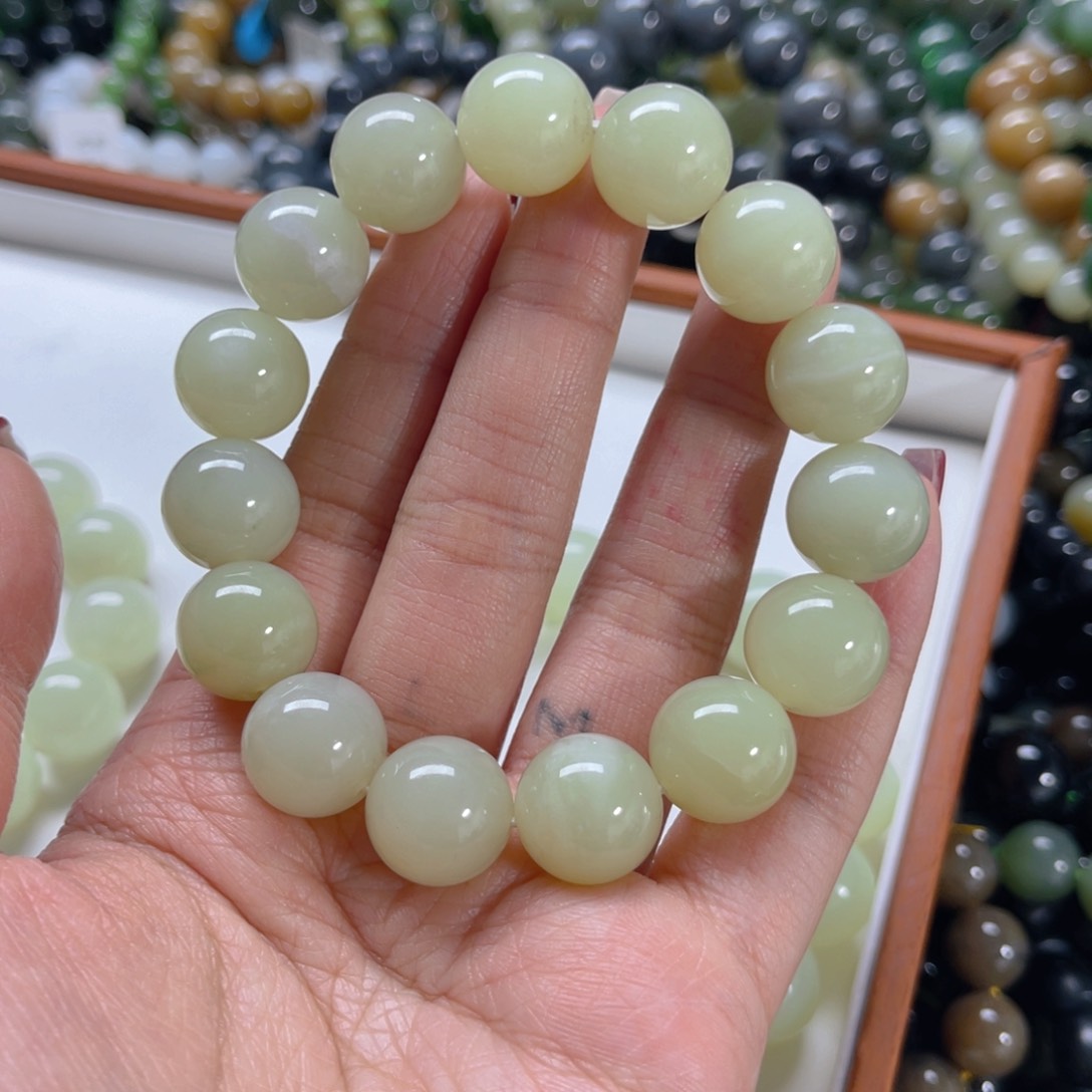 未镶嵌手链和田玉