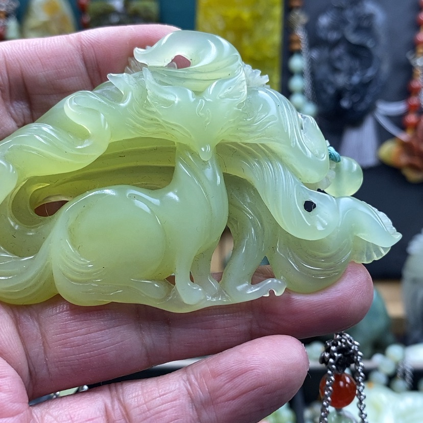 【闪购商品】未镶嵌蛇纹石玉吊坠