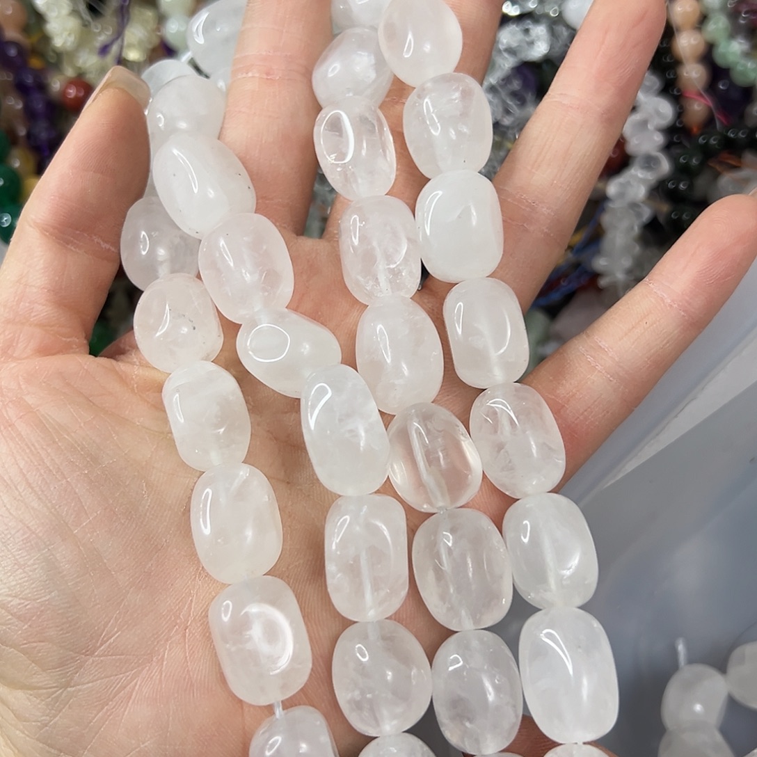 玛瑙/玉髓未镶嵌珠宝半成品，卡12x17奶白水晶一条